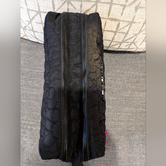 Betsey Johnson Giant Toiletry/Cosmetic Case, double zip, 12x8x4", NWT - Picture 5 of 7